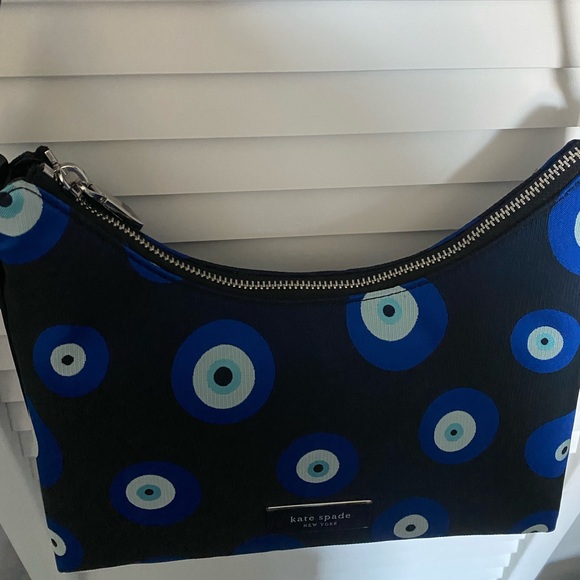 Kate Spade Handbag. - Picture 6 of 11